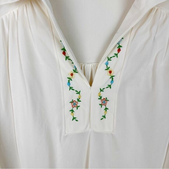 Vintage 70s Polyester Floral Ivory Blouse Flower Child Hippie Top Blouse - Picture 3 of 5